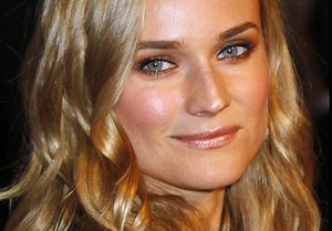 Diane Kruger dans la peau de Marie-Antoinette - Elle