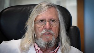 "Une étude foireuse" : Didier Raoult contre-attaque, l’OMS freine des quatre fers