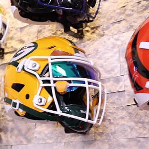 Shop dozens of NFL and NCAA collectible helmets at Green Gridiron! | Green Gridiron