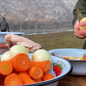 Uzbek Pilaf Recipe - Tender Plov with Lamb in a Cauldron - Faraway Village Family | AZERBAIJAN-Recipe