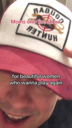 Exclusive Moms Only Live Show featuring Fat Mature Boobs