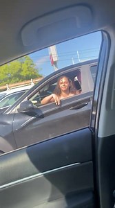 This is why you always gotta keep your windows closed!🤦🏻‍♂️ #viralsnare #roadrage #facebookreels #viralvideo | ViralSnare