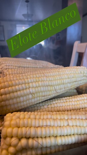 Paleteria Lucas Ice Cream and Snack Shop #elotes #eloteblanco | Geli Beltran