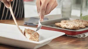 Making Mayo's Recipes: Almond Crusted Chicken - Mayo Clinic News Network