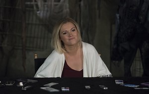 The 100 | Conversamos com Eliza Taylor, a Clarke Griffin - Jovem Nerd