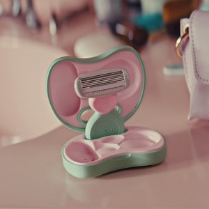 Date, gym, beach on a whim? Intuition Complete Mini, your on-the-go travel razor. | Intuition by Wilkinson Sword