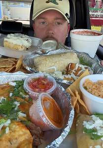 Happy Cinco de Mayo at Mariachi Mexican Grill!