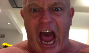 Here's a half-naked Ross Kemp losing his sh*t over England's World Cup win