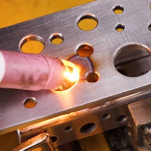 Making unique rebar decorations! | Hungry Panda