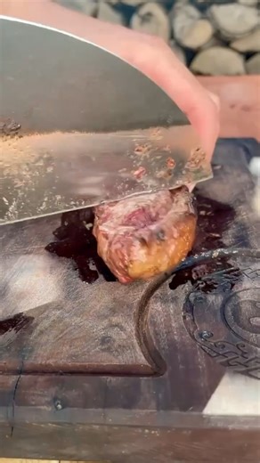 Spiedo Picanha 🔥 . . . #instafood #foodlover #grill #openfirecooking #outdoorcooking #picanha #meat #meatlover #spiedo #alfrugoni #fuegostx #smoke #smoking #sanantonio #friends #texas #texaslife #texasbbq #asado | Al Frugoni