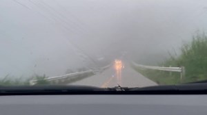 TAN-AWA : Kahimtang karon sa Transcentral Highway sa Brgy. Gaas Balamban atol sa pagbunok sa kusog nga uwan. Amping sa pag drive. | Radyo One Cebu 90.1FM