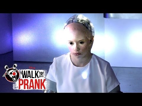 Mind Meld 🤖🧠 | Walk the Prank | ‪@disneychannel‬
