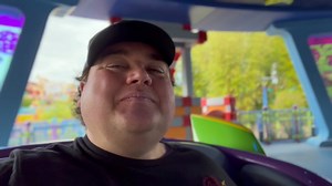 Fat Test: Alien Swirling Saucer at Disney's Hollywood Studios | Fat Tested Travel - Plus Size Disney