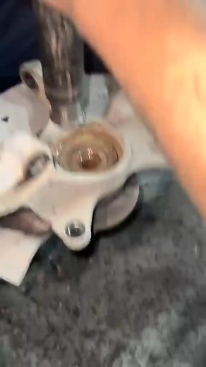 Replace front wheel Bearing #service #worklife #engineering #mechanic #usareels | mechanical skills01