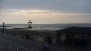 Ocean City Beach 7th Street, NJ - #Livelook watch here: https://njbeachcams.com/southern-new-jersey/ocean-city-beach-north-cam-and-surf-report #beachcam #njbeachcams | NJ Beach Cams