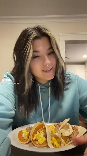 47 reactions · 4 comments | Plssss make mini breakfast tacos out of your mini pancakes殺 #eatwithbecks #comeeatwithme #eatwithme #makesureyoueatyoudeserveit #clevelandfoodie #food #foodie #foodtok | Eatwithbecks | Facebook