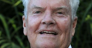 Peter Jason, beloved character actor, dies aged 80