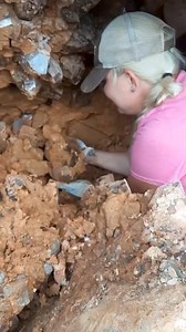 Wow Brittney pulls a huge, exceptional single crystal from the offshoot pocket at the Vortex! Video credit @avantmining LINK IN BIO or Message us if you are looking for large and unique statement crystals or other smaller crystals, Follow our retail and wholesale page @spiritcrystalsuk 2, | Minerals Miner