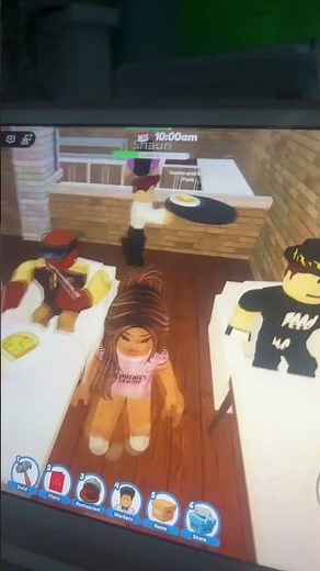 Playing roblox (Resteraunt Tycoon 2)