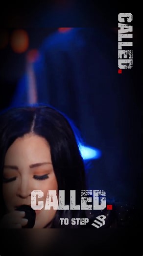 Kari Jobe Sings The Blessing at Charlie Kirk’s Memorial ✝️🙏 At Charlie Kirk’s memorial, Kari Jobe lifted the room with The Blessing. It wasn’t just a song—it was a prayer, a declaration, and a moment that touched every heart in the audience. In the middle of grief, worship rose. And through the words of this powerful song, hope and peace filled the place. This is the power of worship: it reminds us that God’s presence never leaves us, even in our darkest moments. #KariJobe #TheBlessing #Charlie