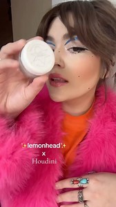 Holy Houdini 彩#repost from disco dream girl @sadgasm2.0 showing off...