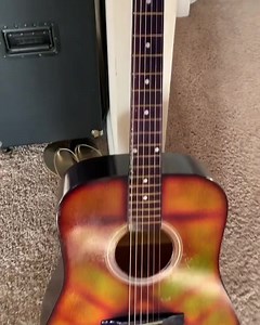 In most videos we show how heat changes colors of our projects using our Liquid Crystal® mood paint. In this one were showing how it changes color as it gets colder! Our Liquid Crystal® has a fluctuating color change temperature range between 60F-90F! #solarcolordust #customguitar #colorchange #liquidcrystal #thermochromic | SolarColorDust.com