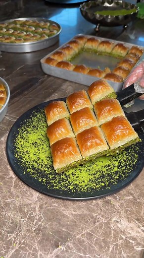 Gerçek Kare Baklava ve Tatlı Tarifleri