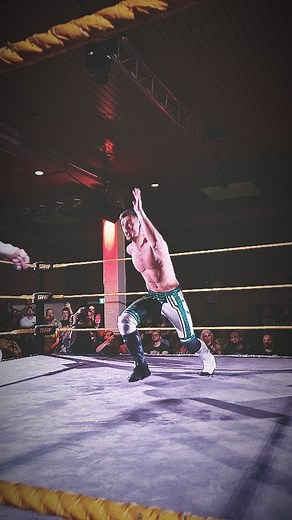 Das gibt ordentliche Kopfschmerzen.🤯🤕🥲 Wollt ihr Live dabei sein und die Action mit euren eigenen Augen vor Ort sehen?👀💥 Dann kommt am 02. Juli in den @festsaalkreuzberg. Einlass ist 17 Uhr. Pre-Show startet ab 17:30 Uhr. Beginn der Mainshow ist 18 Uhr. 🎟 Tickets gibt es unter: www.WeAreGWF.com/tickets Wir freuen uns auf euch! | German Wrestling Federation GWF