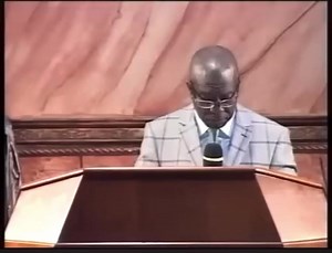 Le grand jour ou le révérend DIYOKA Prêcha a BARUTI TABERNACLE le sujet fut : « LA DÉDICACE » Aimons nous et apportons la bonne nouvelle partout Partageons avec nos proches cet extrait Bolingo ezalaa | ATMOSPHÈRE BK TABERNACLE