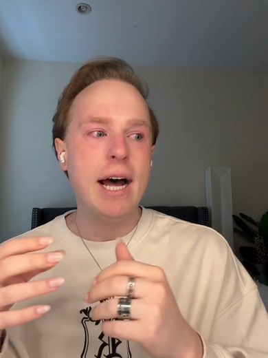 Vaela Kay (@vaela.kay) - #stitch with @becoming_jade