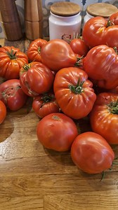 49K views · 116 reactions | Poproszę kilogram pomidorów #codziśrobimy #pomidory #warzywa #własneprzetwory | Co dziś robimy | Facebook