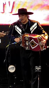 🎵 "Mi caballo bayo" "El toro" por @tomaszacariasok "La Gran Peña de Bombo TV" en The Roxy ➡️"Volverme Loco" Todos los martes y jueves a las 11hs desde bomboTv.stream en Youtube. #folklore #argentina #parati #fyp #musica | Bombo.TV