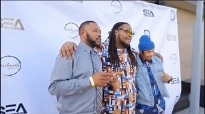 If you’ve ever ushered your right m left hand men to a red carpet then you know the vibes!!!! Proud moments on this musical grind. Your dj and producer should be on this battlefield wit you. My guys been battle rested and still going strong. @djlomane @antiochyella thank y’all. My sound is nothing without my bro’s 💯💯💯💯💯 @wearebmmg | Moss Da Beast