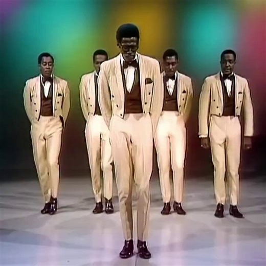 RT @ThoNg676733: They simply don't make musical acts like this anymore.