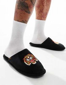 Ed Hardy slippers with embroidered tiger in black | ASOS