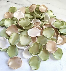 Sage Green Wedding Decor, Beige Ivory Rose Petals, Boho Flower Girl Petals, Fall Wedding Decor, Bridal Shower, Ceremony Decor, Proposal Box - Etsy