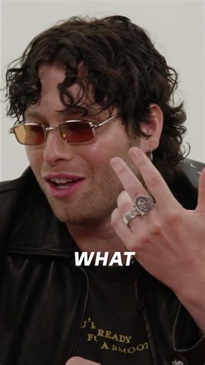 5SOS will either need to be honest or go head-to-head with the wings of death 💀🥵