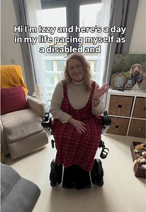 Come and spend the day with one of our Disabled Leaders Network members Izzy! From hybrid working to having flexible working arrangements, reasonable adjustments don't have to cost employers any money, but can make all the difference to disabled employees! Reasonable adjustments exist to help make the workplace more inclusive and accessible for all. Common reasonable adjustments include remote working, flexible hours, different seating arrangements if in the office and assistive software. For mo
