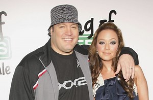 Kevin James, Leah Remini pay tribute to ‘The King of Queens’ on 25th anniversary