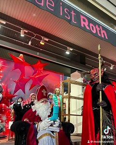 🔴 MODE IST ROTH 🔴 Der Nikolaus war bei uns im Modehaus Roth in Gnas! 🎅🏼 Hier sind noch ein paar Fotos von den schönen Momenten! ✨ #nikolaus2023 #Gnas #Kindermode #ModehausRoth #moderoth #modeistroth #gognas #neuestadtfeldbach #leibnitzlädtein #hatriceinkaufspark #schaufenstergleisdorf #ffdiestadt #schonschön | Modehaus Roth