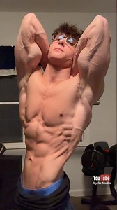 Fitness Model Shredded Bodybuilding Muscle Pump Flexing Body Update Austin March Styrke Studio #abs