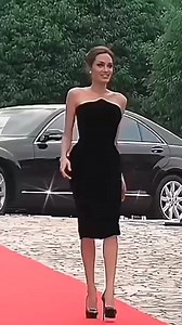 876K views · 9.6K reactions | Angelina Jolie 殺殺殺 | Echoes Of Elegance | Facebook