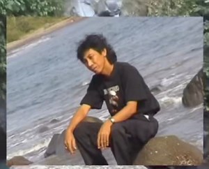 Lagu Lampung Judul Puandan Sekhani, Ulah GEkHING ne budiyan atau pun ulah sangun yaa cuma haga mempermain kan, Uttung nuwo mu jaoh, Kik khaddik,,,, Ku tanang pakai batu,,, Cawo ku kala dinana,, Padahal asli ne Mak Bani 🤣🤣🤣 Move on butuh proses broo!! 🙏🙏💪 #myidol #mm | Lagu Lampung