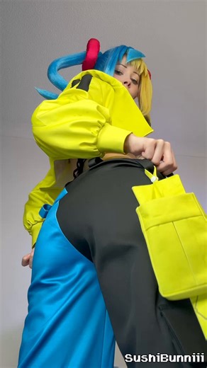 Looking for a new seat…any takers? 😈Pokemon ポケモン Canari カナリィ Cosplay