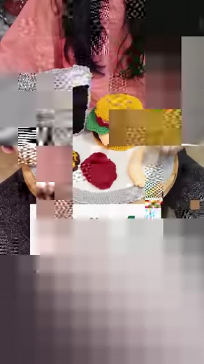 Smirking face rug ASMR 😏 #emoji #smirking #rugs #ASMR #oodlysatisfying #reels | SIMJI