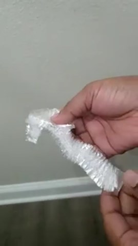 Disposable Shower Caps,100PCS Shower Caps,Reusable Plastic Waterproof Shower Cap,Large Shower Cap for Women,Hair Cap,Thick Clear Shower Cap for Hair Treatment Travel Hotel Home Bath Salon