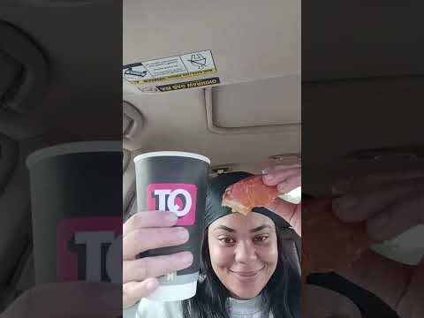 OhhThatSarah is live!