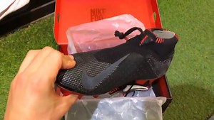 1.3K views · 31 reactions | PSG x Jordan | Phantom VSN  Dispo dès maintenant ➡ https://foot-store.fr/chaussures-nike-phantom-vsn-elite-df-se-fg | Foot Store | Facebook