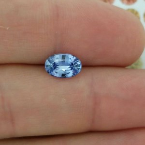 A nice lighter blue Ceylon sapphire over 2 carats. #zomacolor #gems #gemstones #sapphire #engagementideas #engagement #agta_gems | Zoma Color