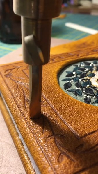 Medieval Bookbinding Techniques with Leather Strips
